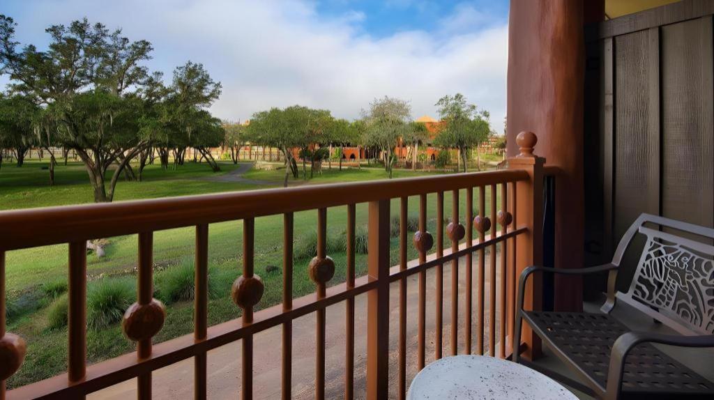 Disney'S Animal Kingdom Lodge Four Corners Dış mekan fotoğraf